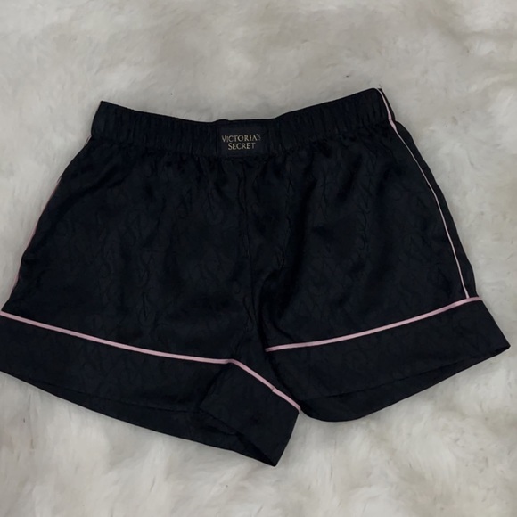 Victoria Secret Sleep Shorts - Picture 1 of 2
